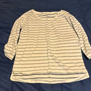 Ann Taylor Loft 3/4 sleeve white and navy shirt